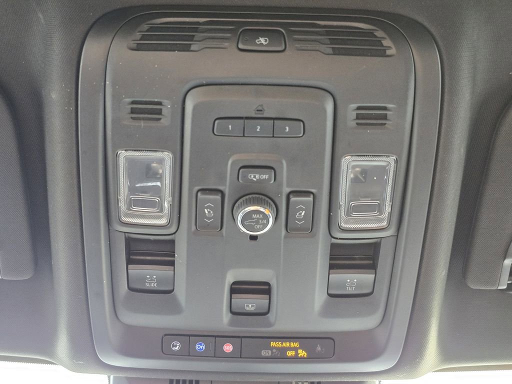 Used 2022 Cadillac Escalade ESV Premium Luxury image 29