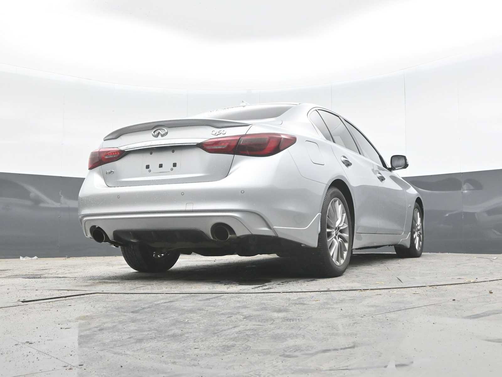 Used 2020 INFINITI Q50 Luxe w/ Essential Package (3.0T Luxe) AWD/4WD image 33