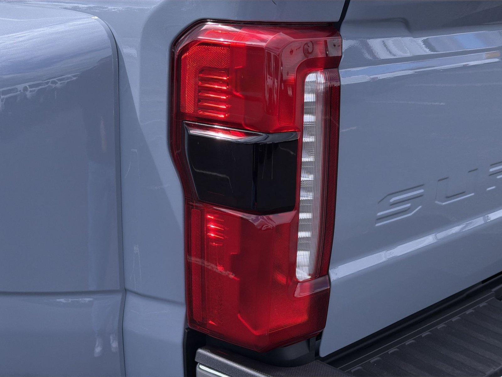 New 2027 Ford F350 Lariat w/ Lariat Ultimate Package AWD/4WD image 17