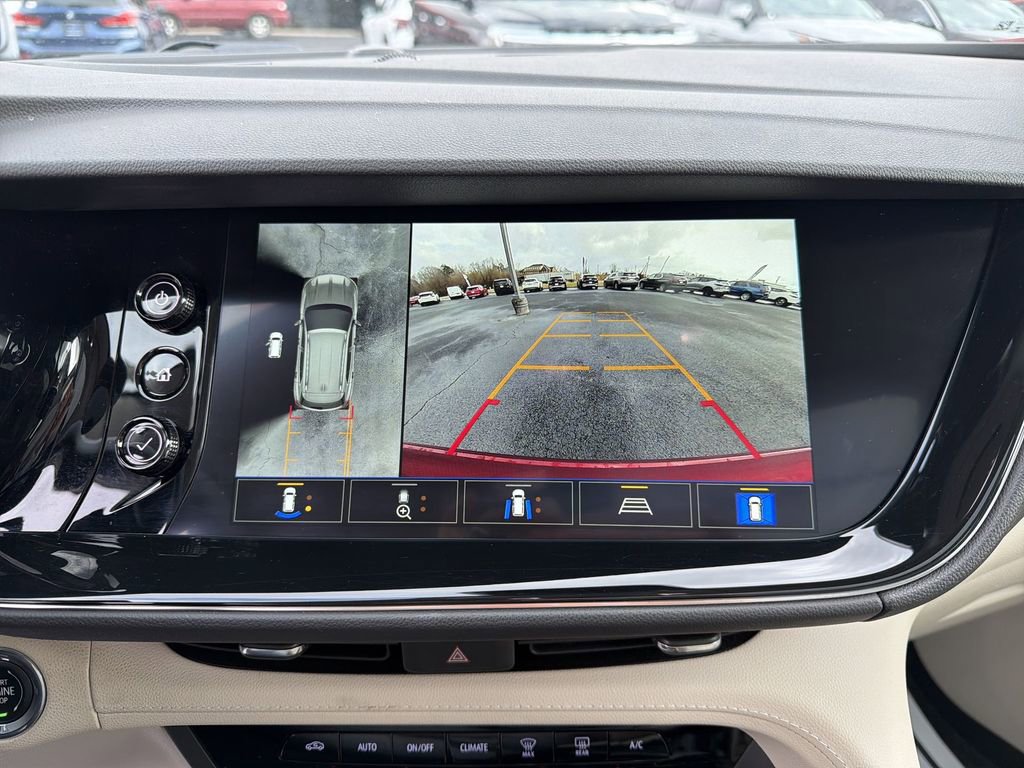 Used 2023 Buick Envision Avenir image 23