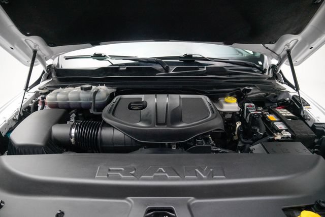 Used 2025 RAM 1500 Laramie AWD/4WD image 21
