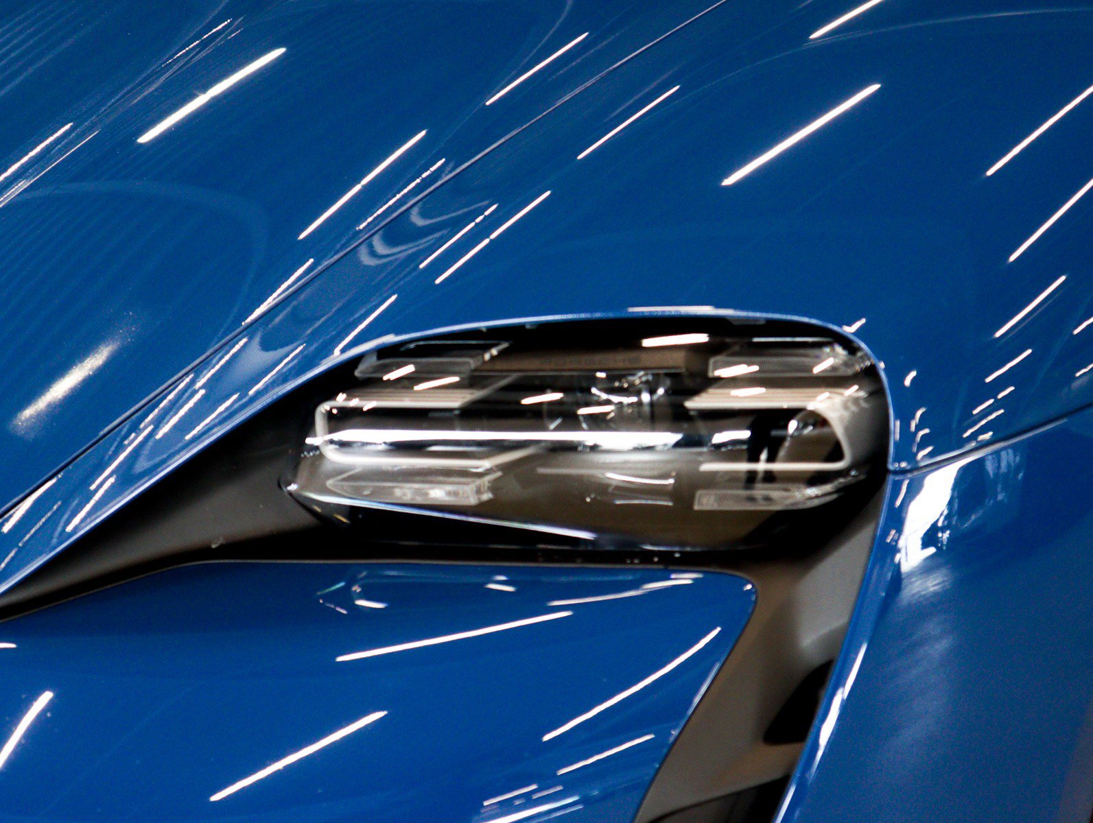 Certified 2024 Porsche Taycan image 29