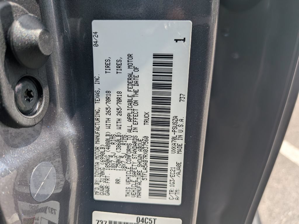 Used 2024 Toyota Tundra SR5 w/ SR5 Premium Package RWD image 33