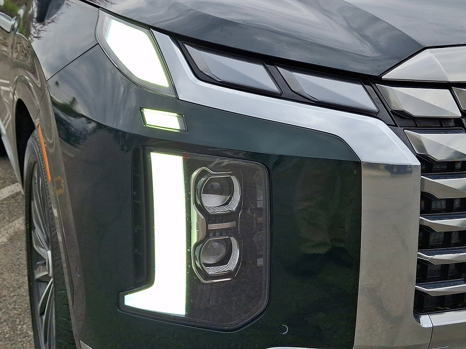 Used 2024 Hyundai Palisade Calligraphy AWD/4WD image 9