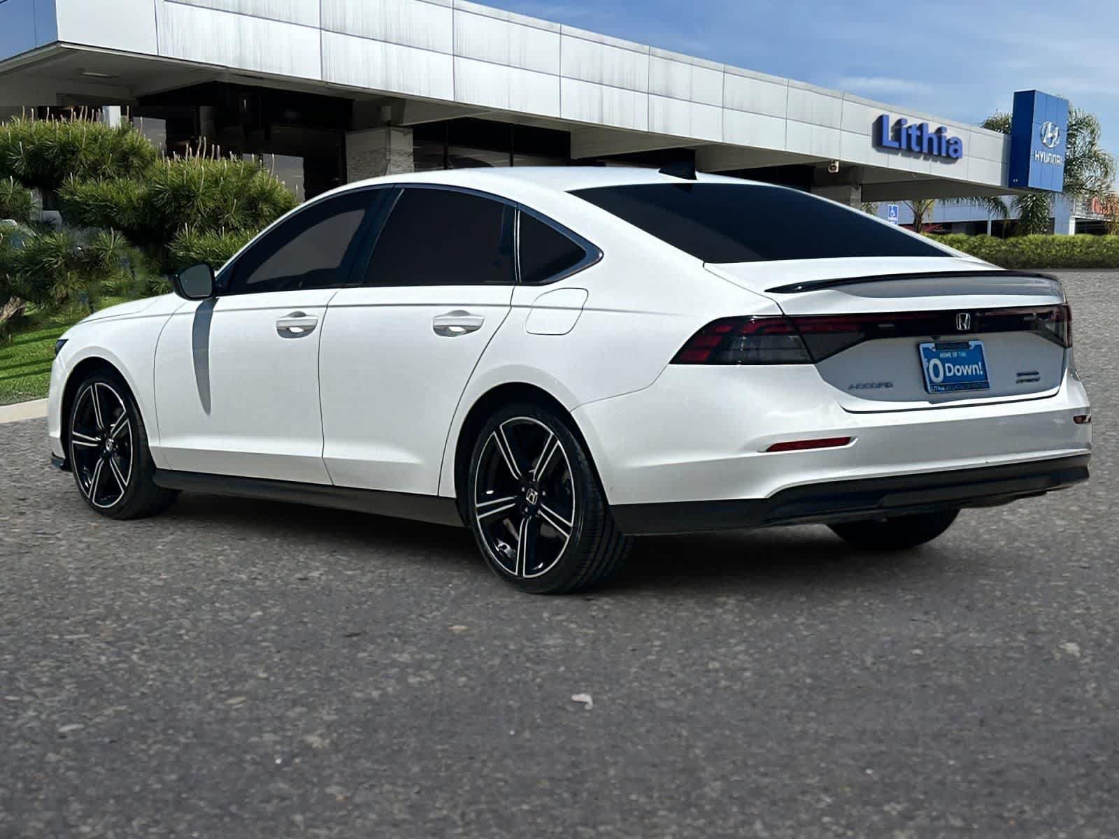 Used 2024 Honda Accord Sport image 7