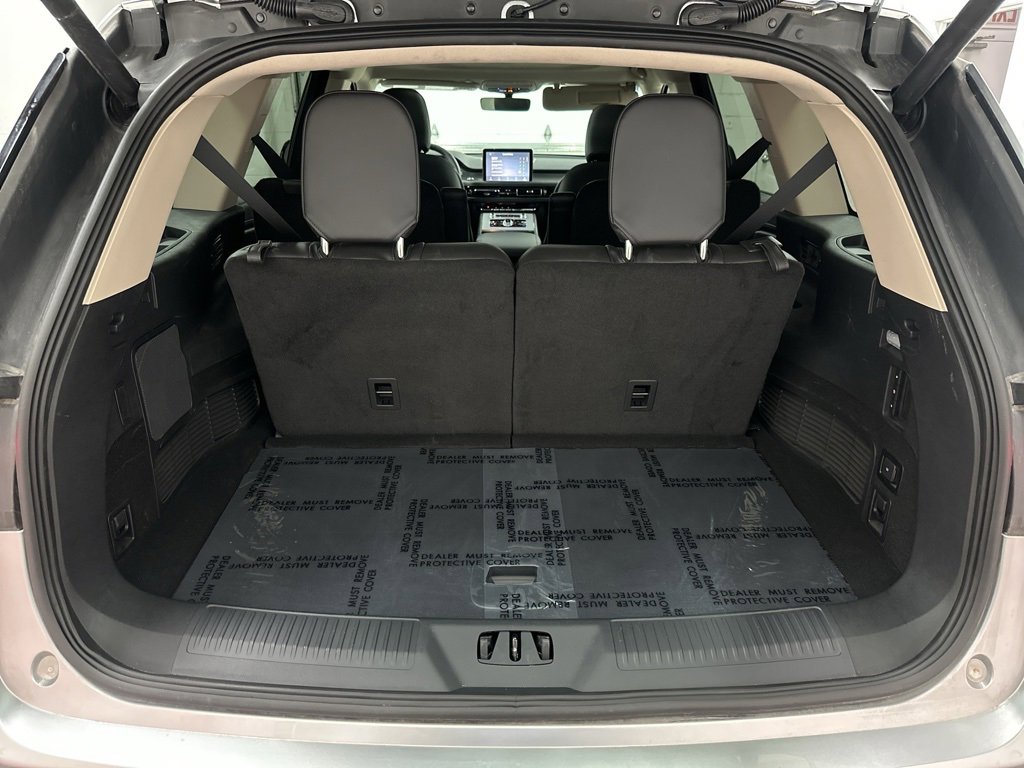 Used 2024 Lincoln Aviator AWD w/ Premium Package image 43