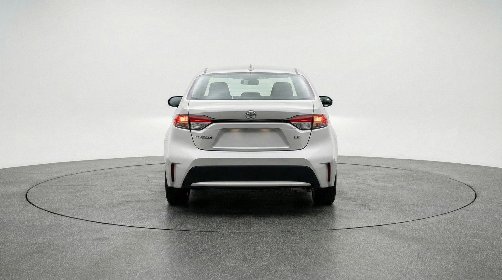 Used 2025 Toyota Corolla LE image 7