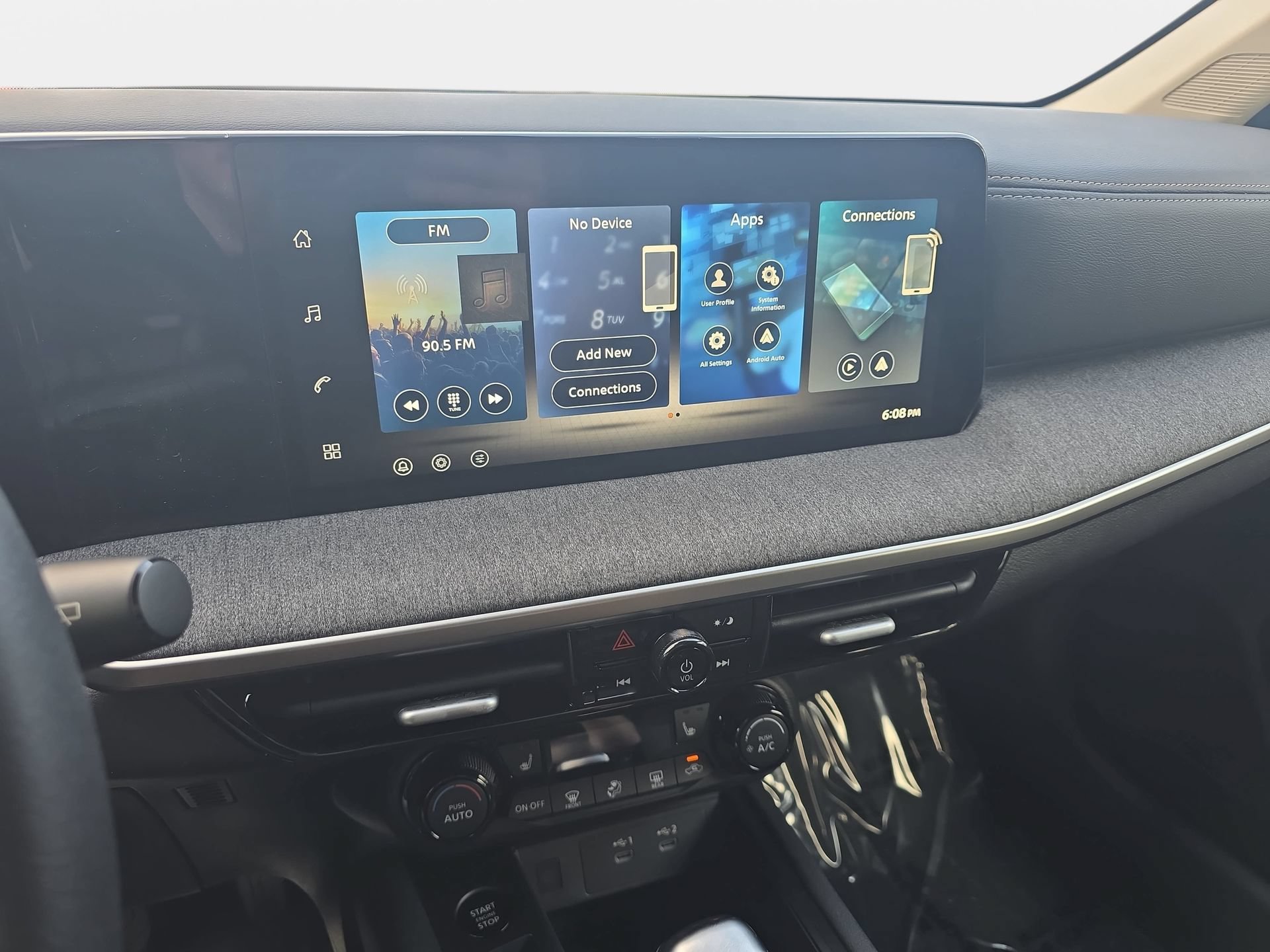 New 2026 Nissan Kicks SV w/ Cold Weather Package FWD image 19