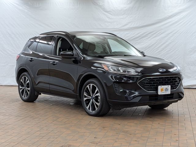 Certified 2022 Ford Escape SE w/ SE Sport Appearance Package