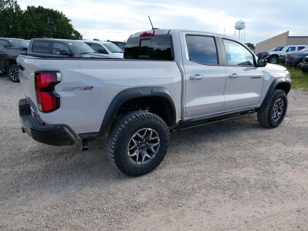 New 2026 Chevrolet Colorado ZR2 w/ Technology Package AWD/4WD image 4