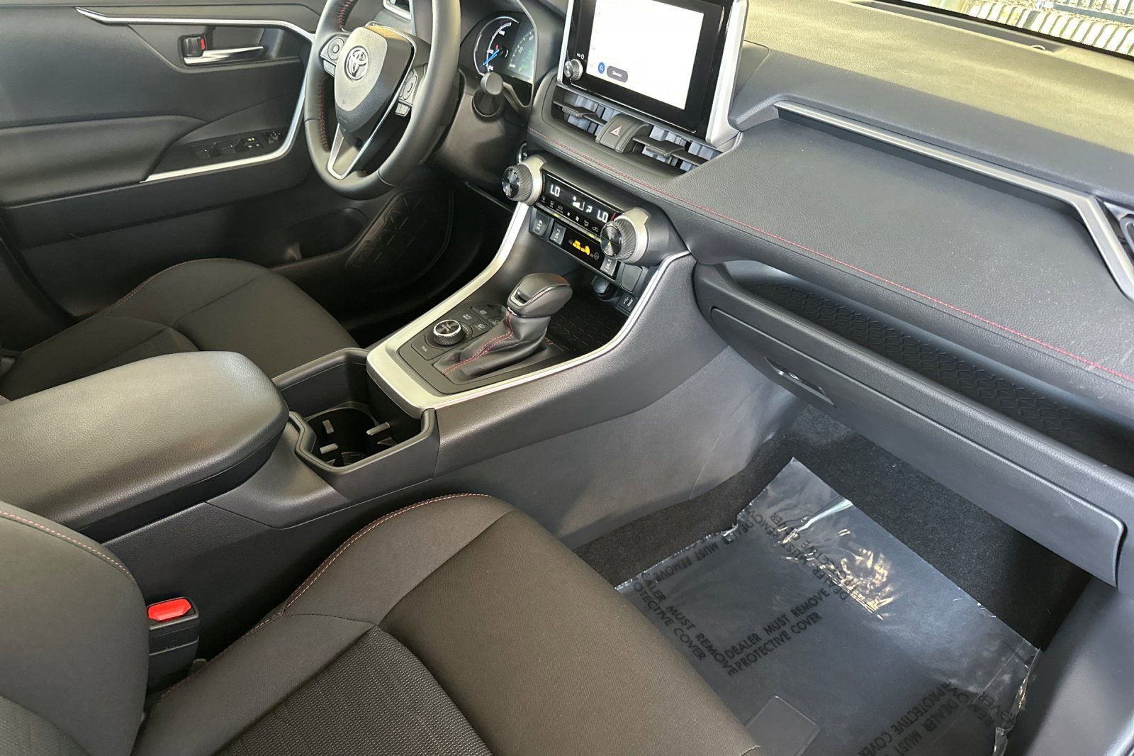 Certified 2025 Toyota RAV4 SE w/ Weather & Moonroof Package image 20