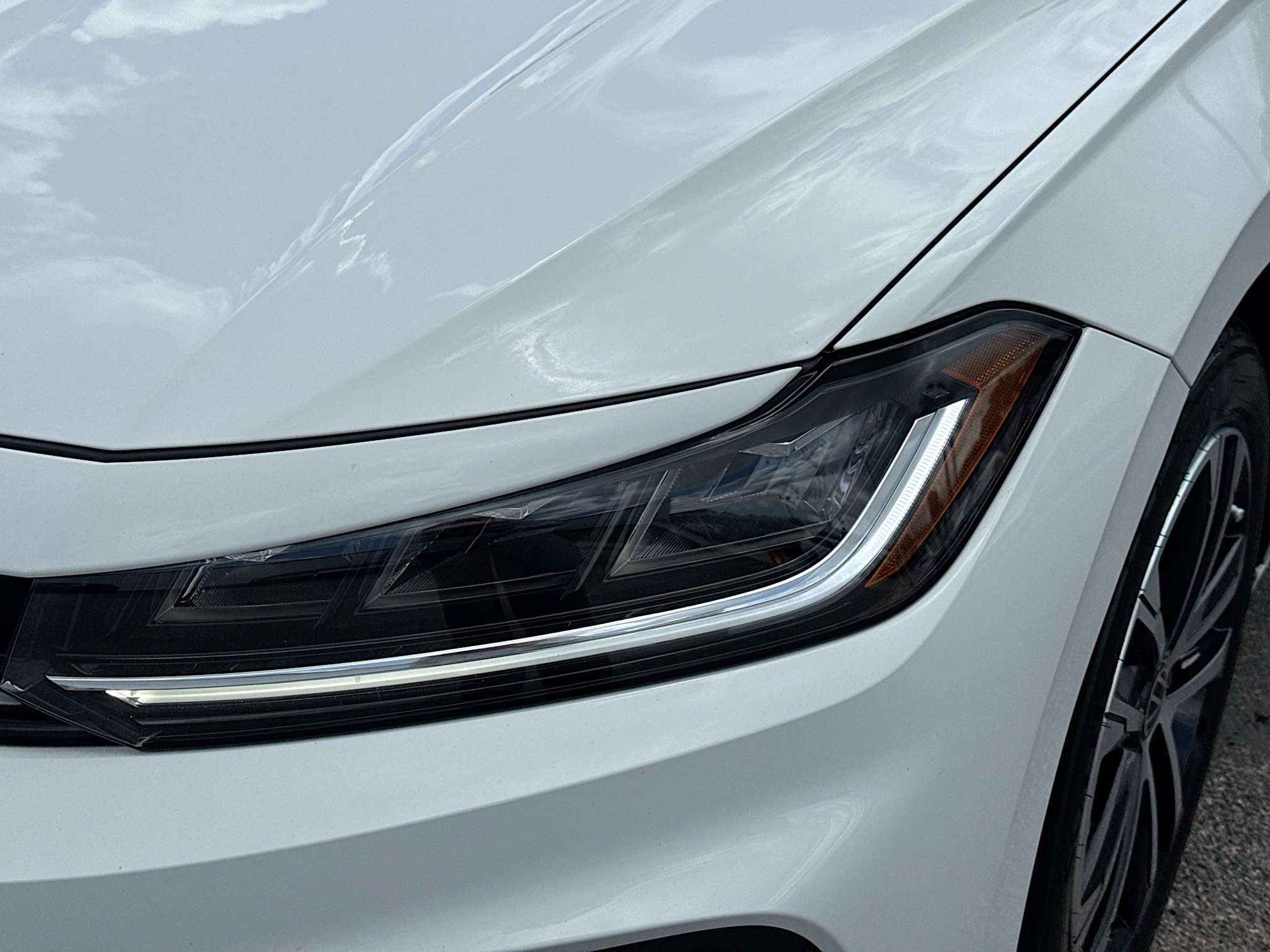 Used 2025 Volkswagen Jetta Sport FWD image 9