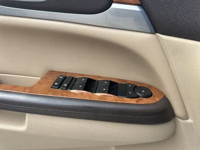 Used 2012 Buick Enclave Leather FWD image 4