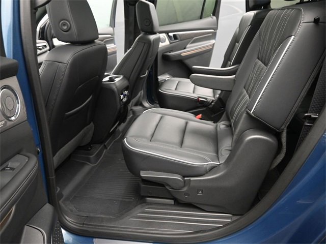 Certified 2025 Buick Enclave Avenir w/ Super Cruise Package image 13