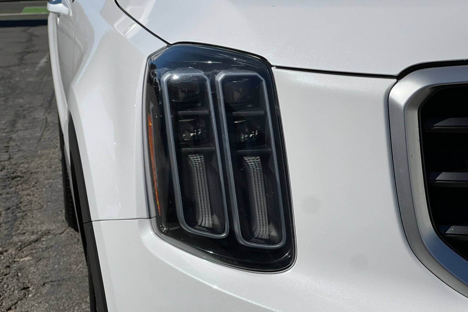 Used 2024 Kia Telluride S FWD image 44