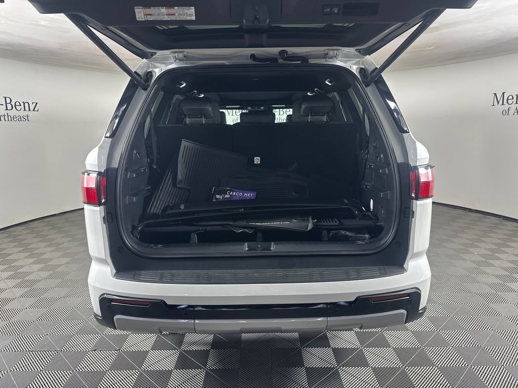 Used 2026 Toyota Sequoia Capstone AWD/4WD image 18