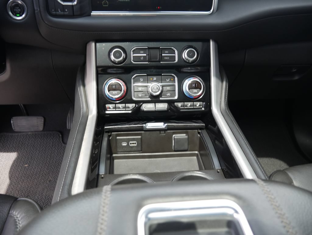 Used 2022 GMC Yukon Denali AWD/4WD image 34