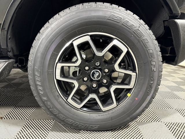 New 2026 Ford Bronco Outer Banks AWD/4WD image 11