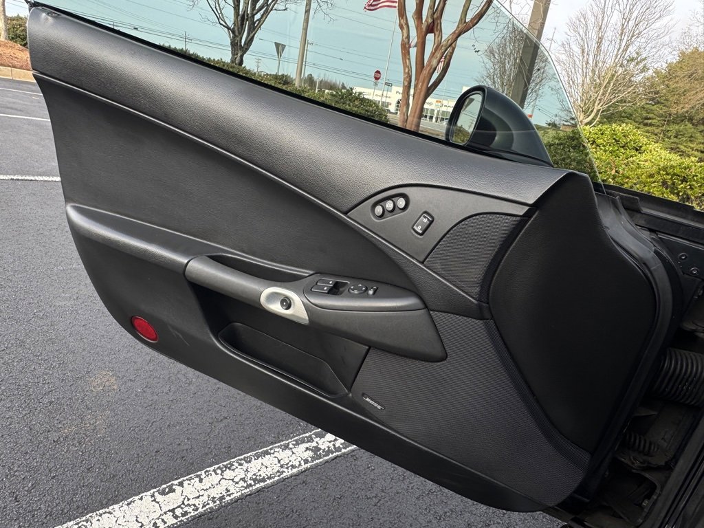 Used 2005 Chevrolet Corvette Coupe w/ Preferred Equipment Group image 31