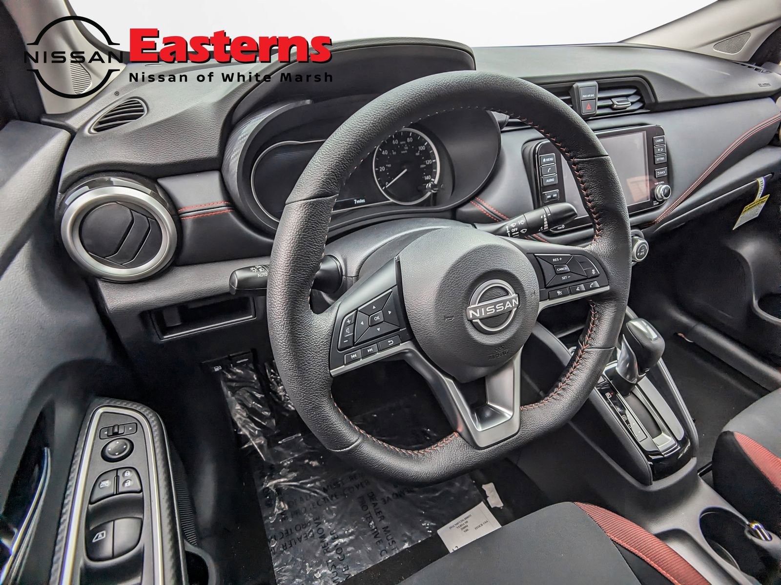 New 2025 Nissan Versa SR image 11