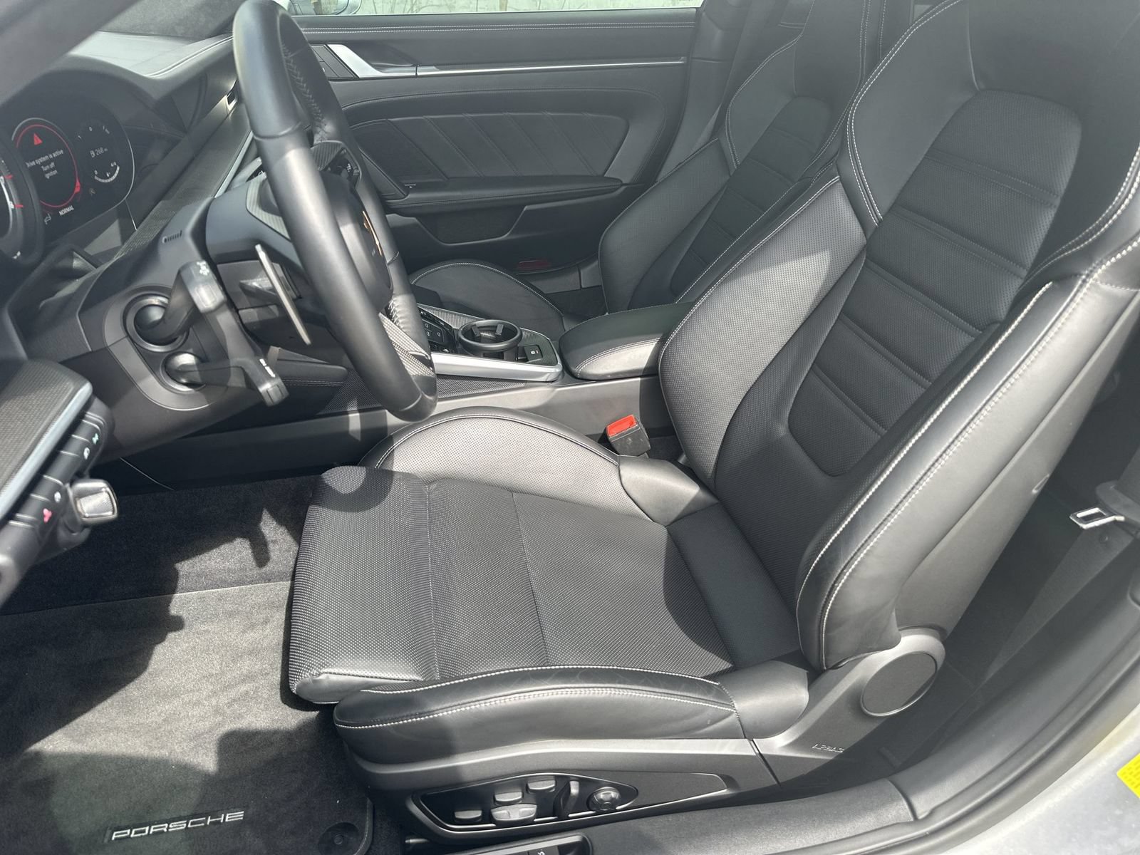 Certified 2022 Porsche 911 Turbo S AWD/4WD image 5