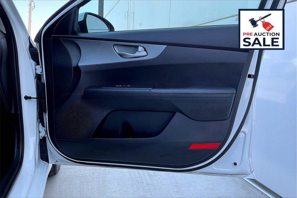 Certified 2021 Kia Forte LXS image 21