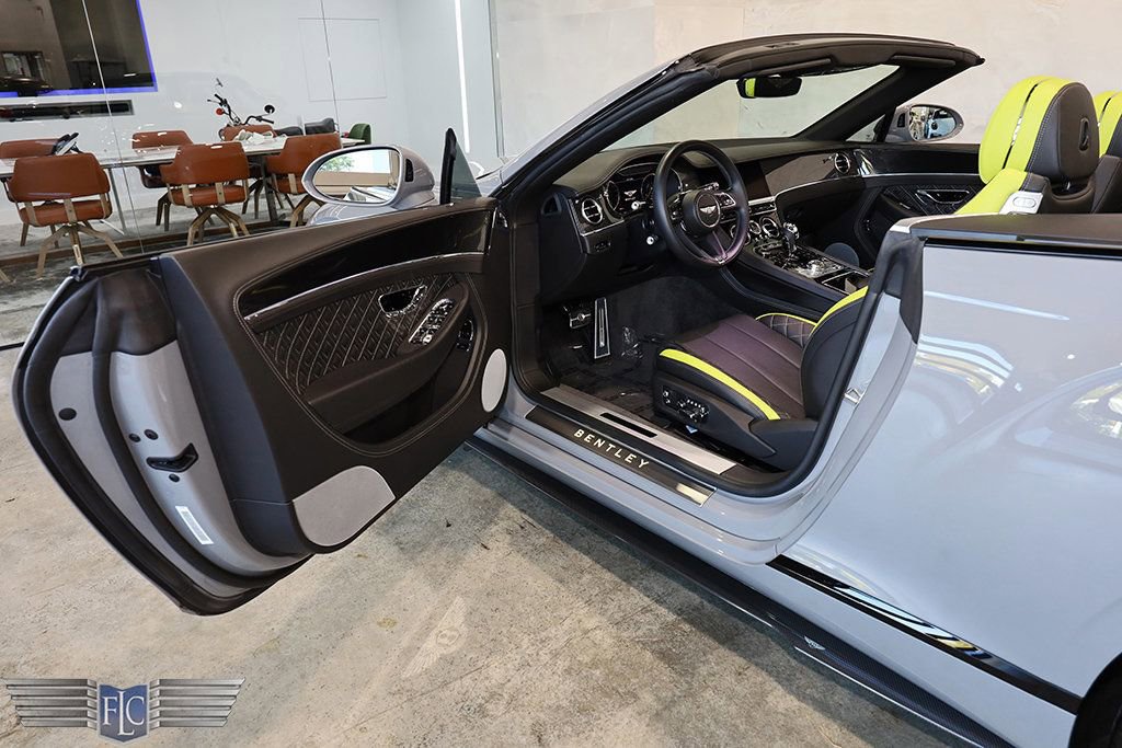 Used 2021 Bentley Continental GT image 19