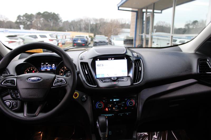 Used 2019 Ford Escape SE FWD image 9