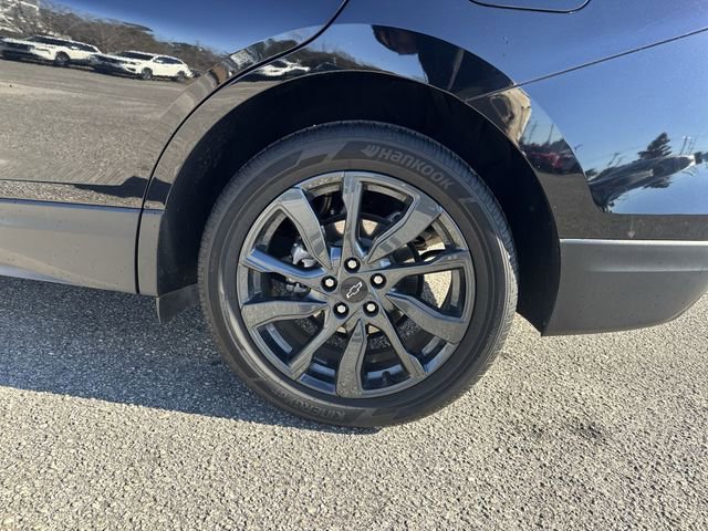 Used 2022 Chevrolet Equinox RS w/ RS Leather Package image 34