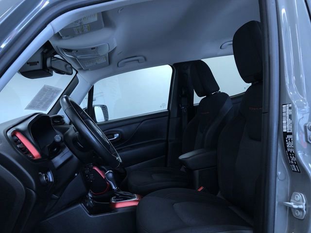 Used 2022 Jeep Renegade Trailhawk w/ Trailer Tow Group image 20