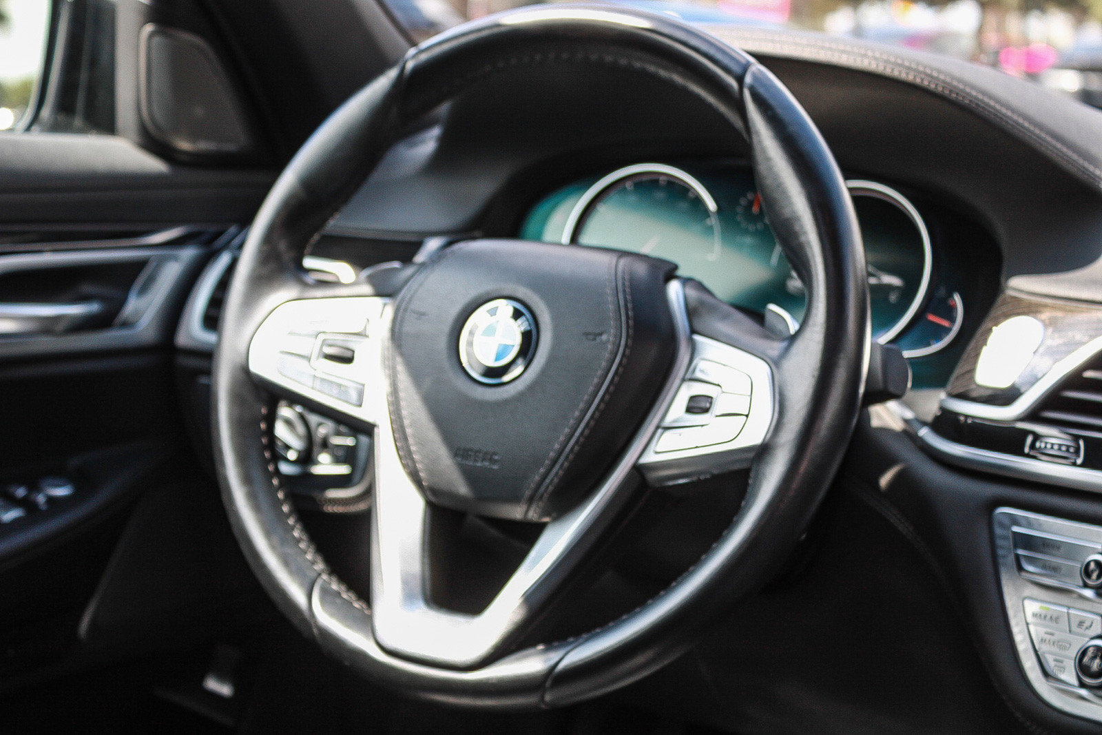 Used 2019 BMW 740i RWD image 15