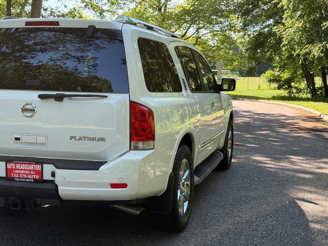 Used 2011 Nissan Armada Platinum AWD/4WD image 6