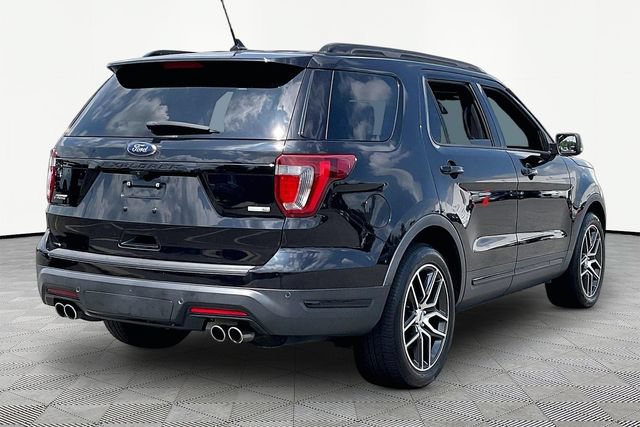 Used 2019 Ford Explorer Sport w/ Equipment Group 401A AWD/4WD image 5