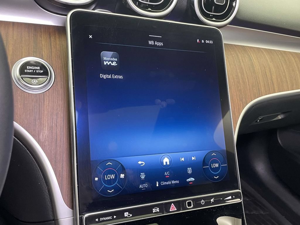 Used 2025 Mercedes-Benz C 300 4MATIC Sedan image 21