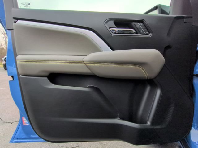 Certified 2025 Chevrolet Colorado ZR2 w/ Technology Package AWD/4WD image 22