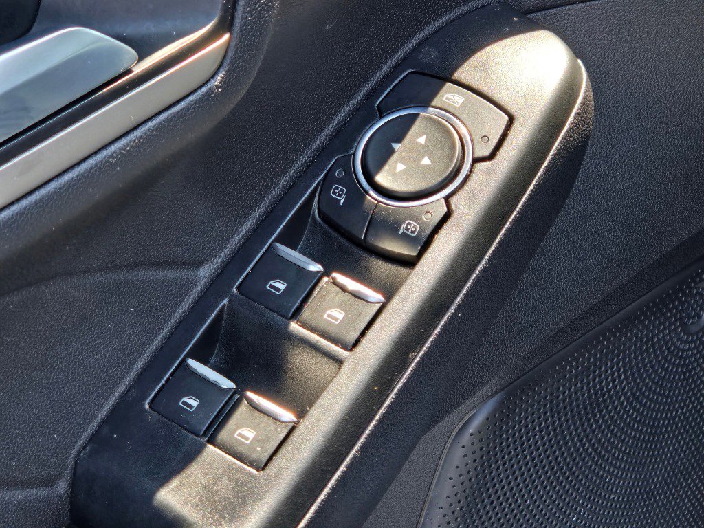 Used 2022 Ford Escape SEL w/ Technology Package image 21