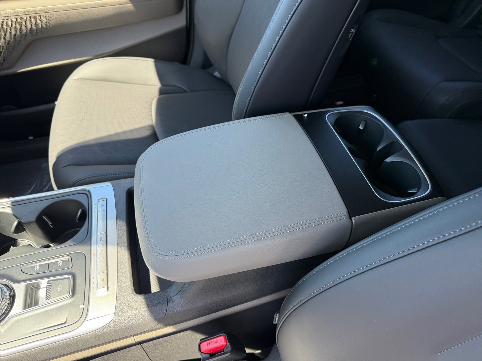 New 2026 Kia Carnival LXS image 14