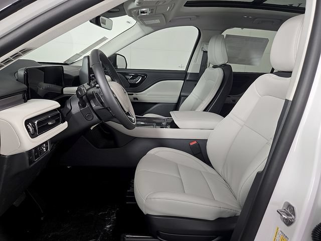 New 2026 Lincoln Aviator 2WD image 13