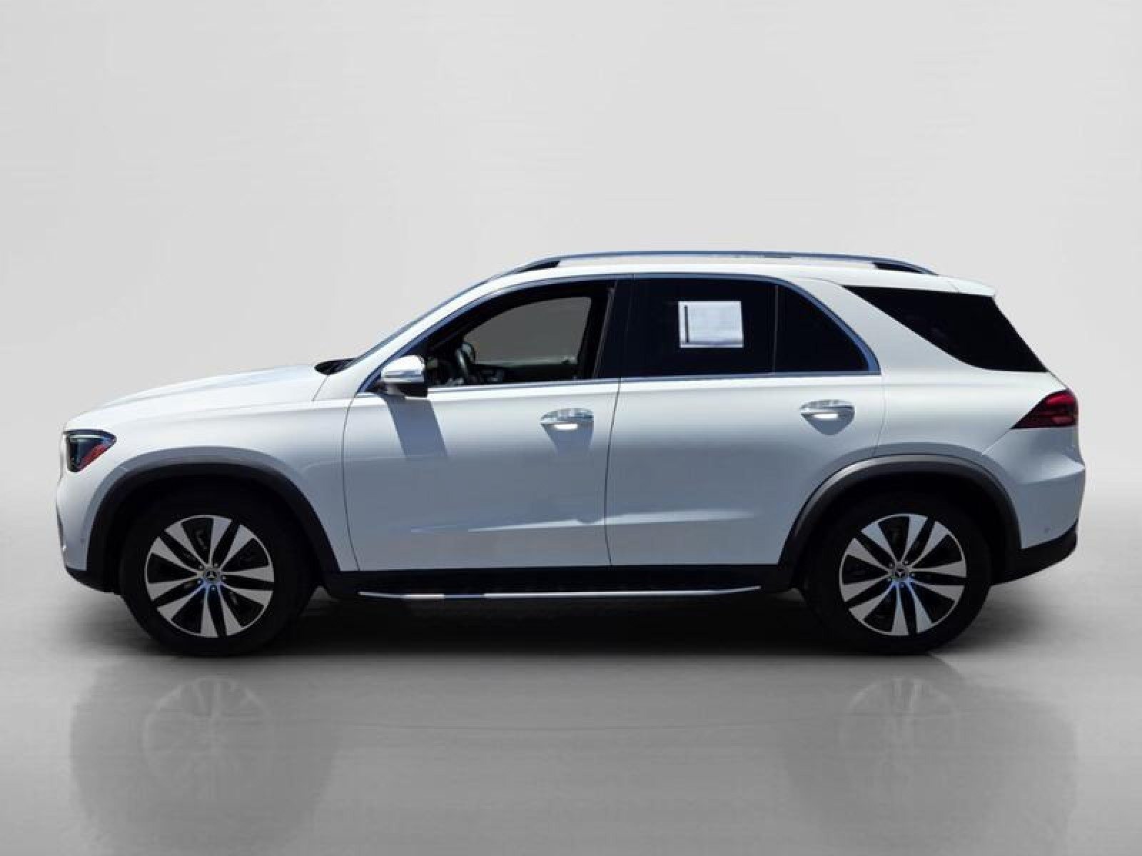 Certified 2024 Mercedes-Benz GLE 350 4MATIC image 2