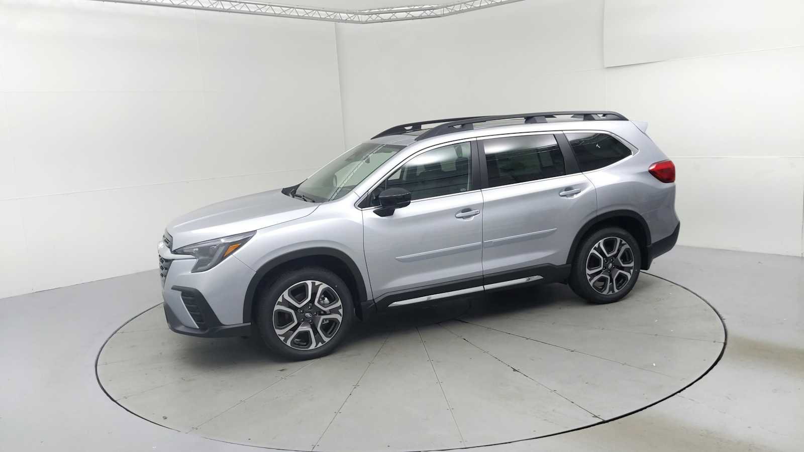 New 2025 Subaru Ascent Limited image 5
