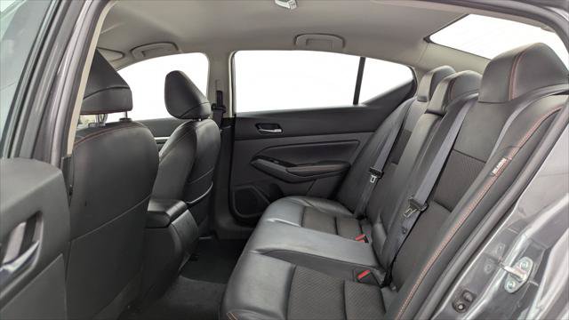 Used 2024 Nissan Altima 2.5 SR FWD image 17