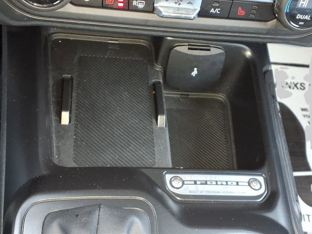 Used 2025 Ford Bronco Outer Banks image 23