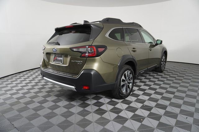 Used 2024 Subaru Outback Limited XT image 8