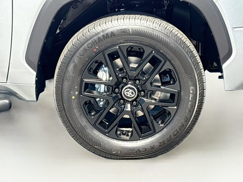 New 2026 Toyota Tundra SR5 w/ SX Package RWD image 29