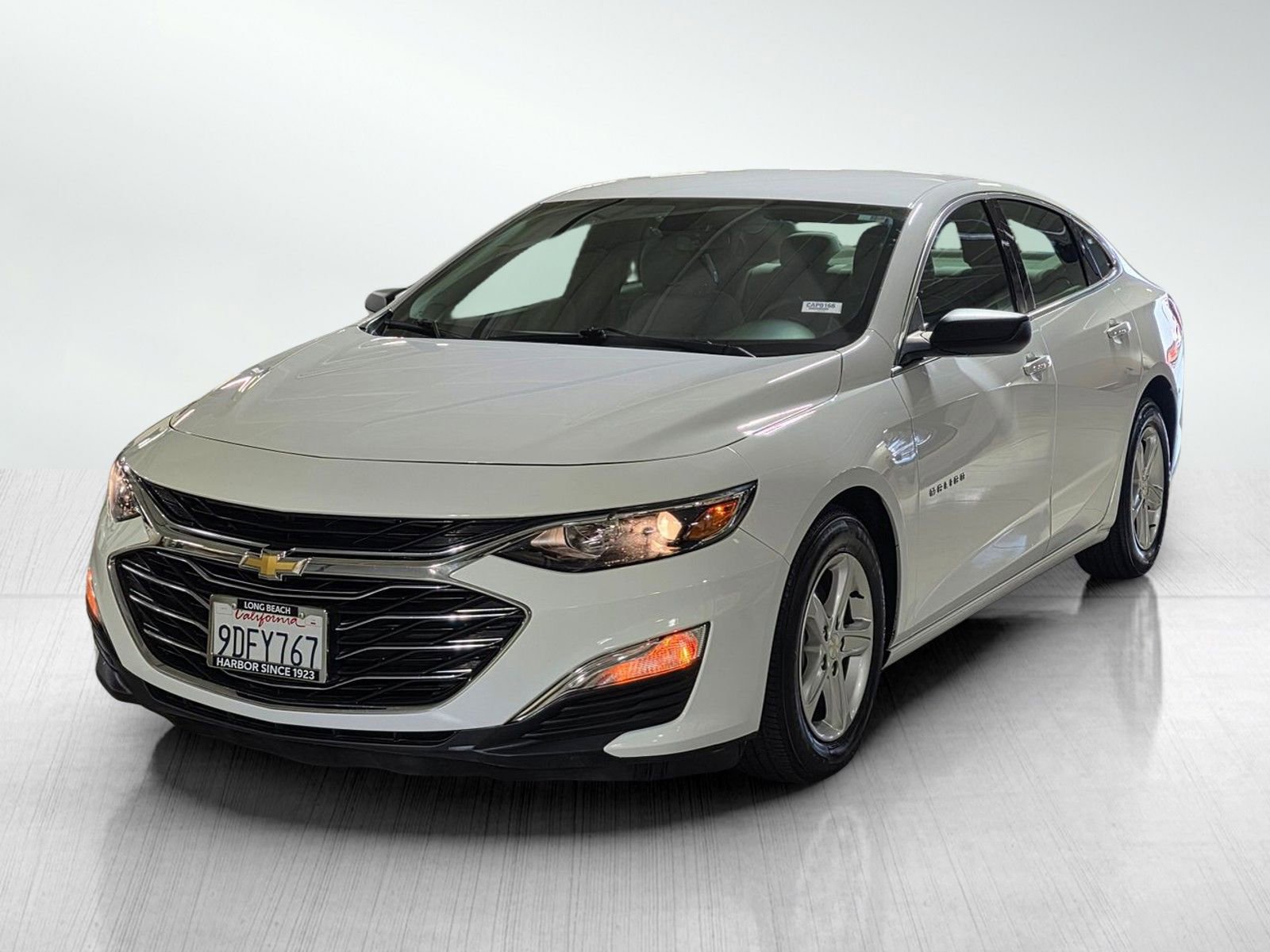 Used 2022 Chevrolet Malibu LS FWD image 3