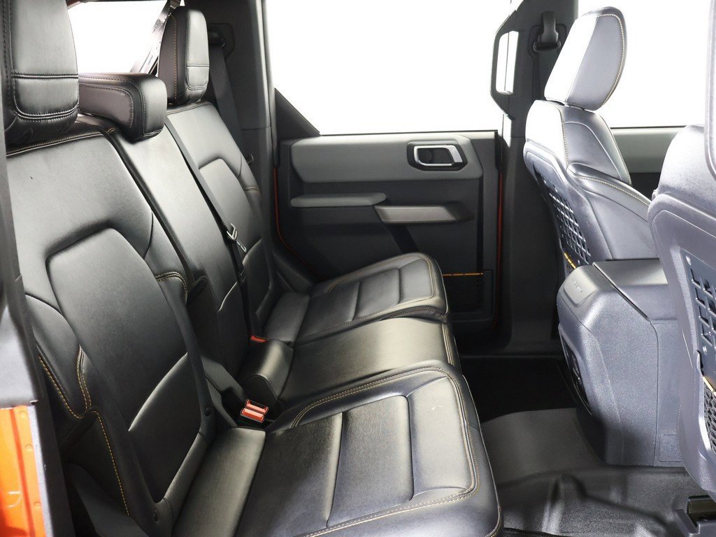 Used 2023 Ford Bronco Badlands image 30