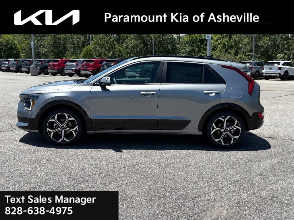 New 2025 Kia Niro EX Touring image 3
