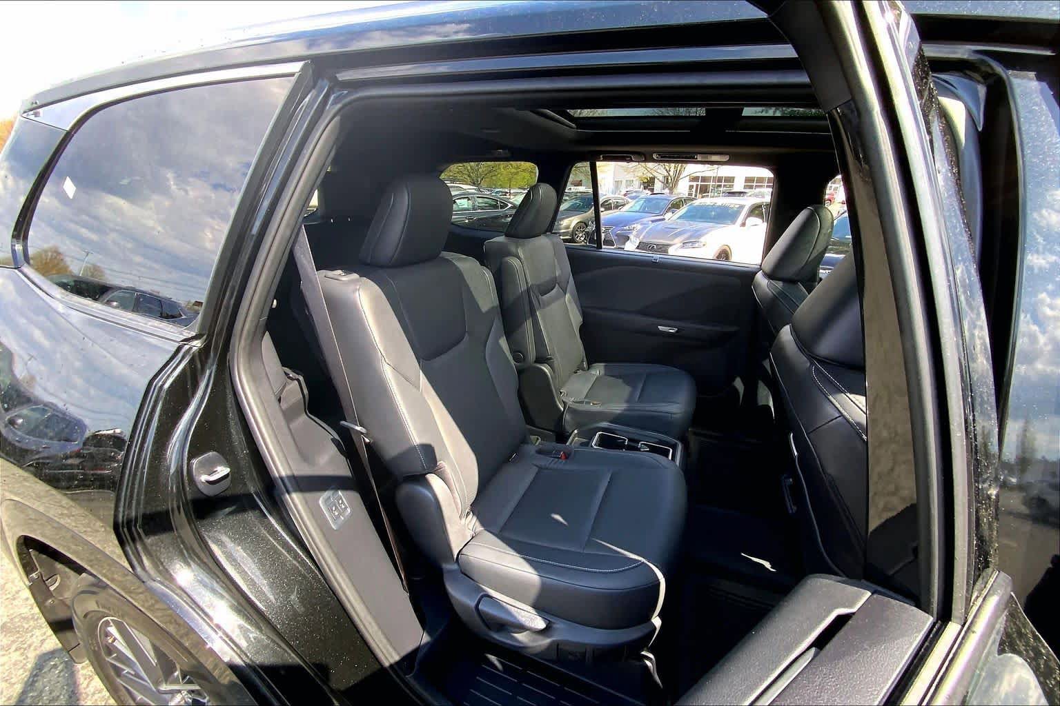 Used 2024 Lexus TX 350 AWD w/ Captains Chair Package image 20