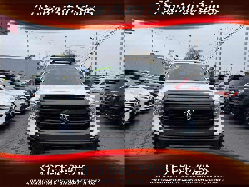 Used 2014 Toyota Tundra SR image 2