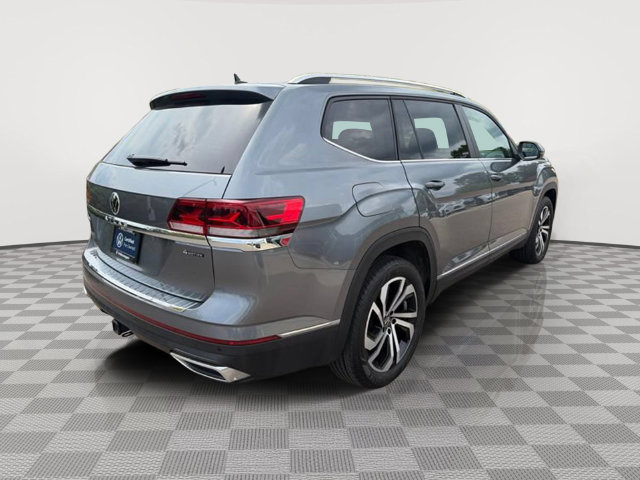 Used 2023 Volkswagen Atlas SEL AWD/4WD image 3
